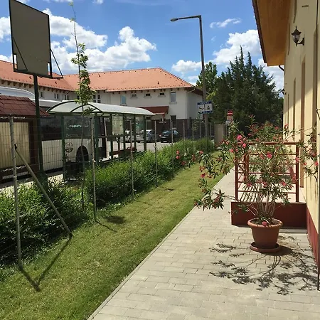 Apartman Aqua Thermal Sóterápia és Püspökladány